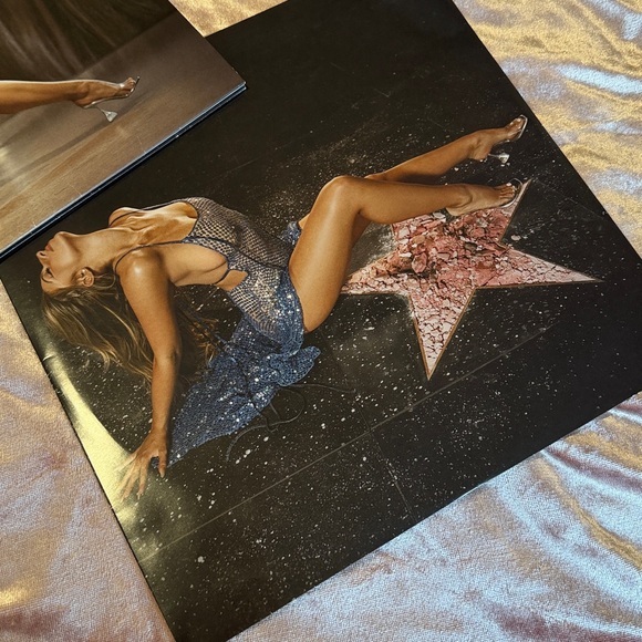 Tate McRae So Close To What Vinyl- Milky White Translucent Exclusive Disc, - Picture 6 of 15